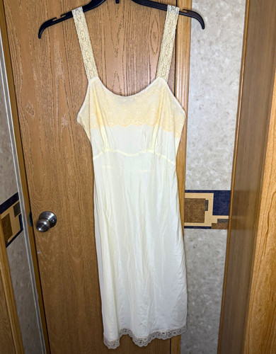 Vintage lady lynne ivory - ivory, full