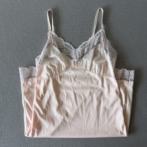 Vintage women pink - pink, full